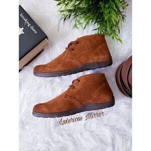 Born Boys Nigel Mario Brown Chukka Suede Lace Up Cushioned Boots Sz 6 Youth NEW